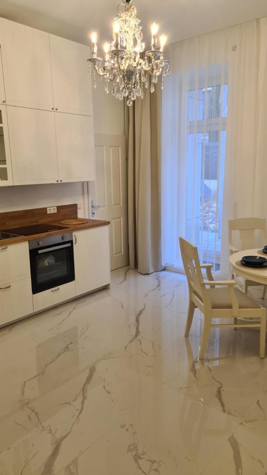 Top Apartments Schoenbrunn Виена Екстериор снимка